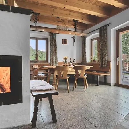 アパート Bauer ドラクセルスリート